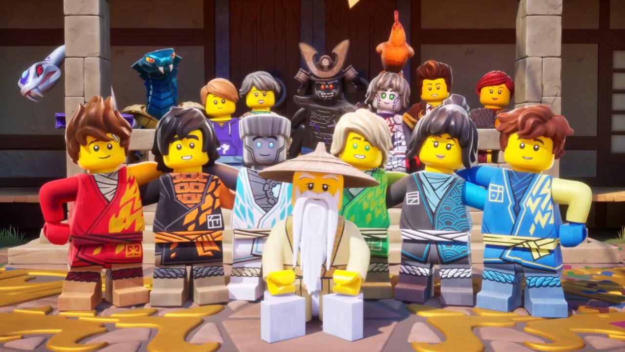 Discovery splash banner for Ninjago Fans Community⚡ Discord server